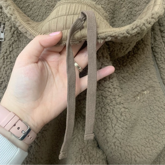 Skims Womens Teddy High Pile Fleece Joggers Desert Tan Brown Size Large NWT Nee - Picture 10 of 13